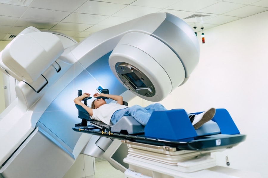 Fotografie a unui Cyberknife pentru radioterapie